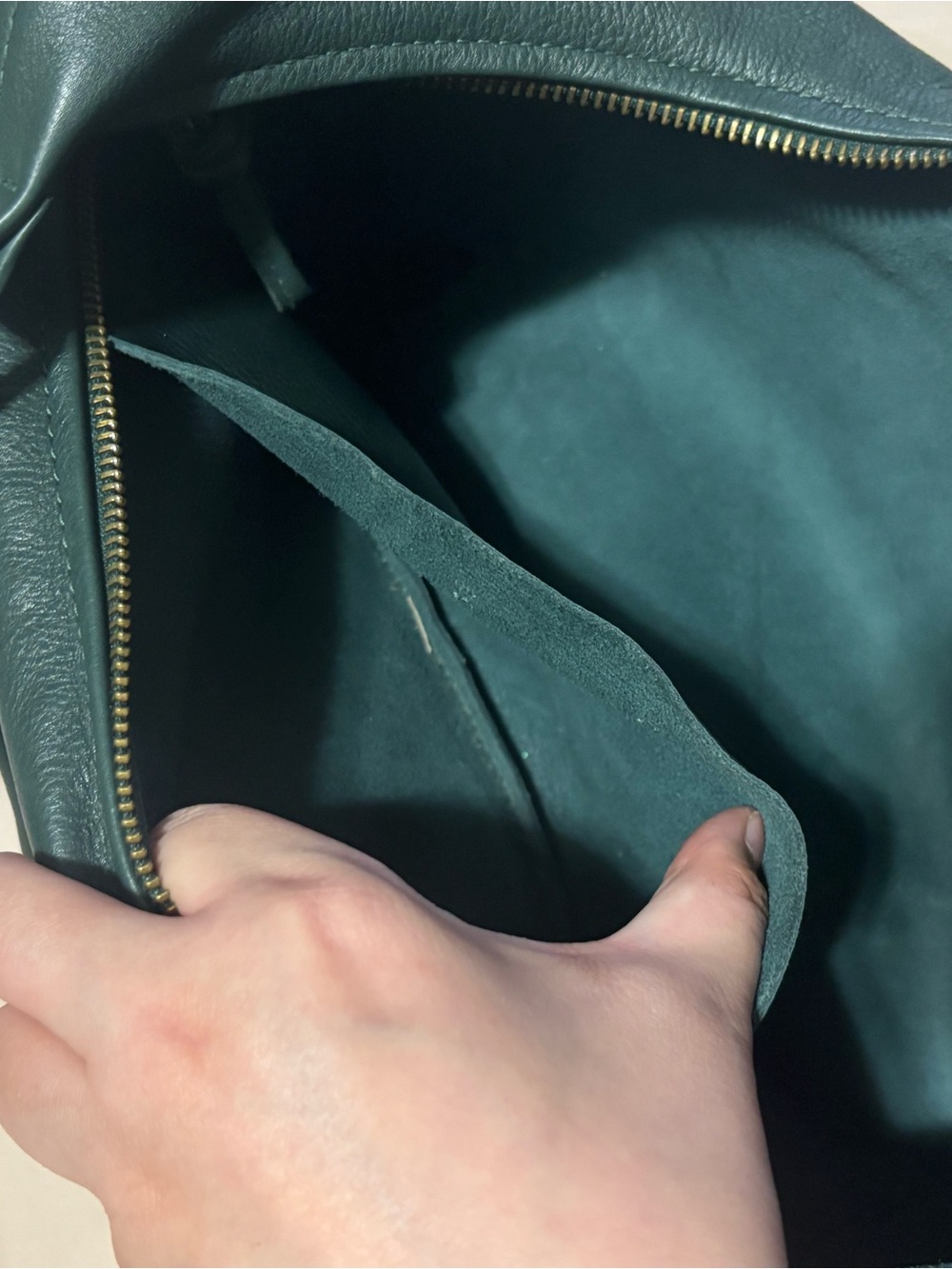 Madewell Curved Leather Hobo in Deep Green - Picture 6 of 7
